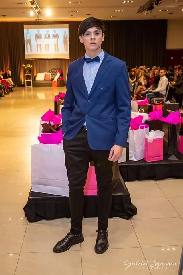 Look de sastrería confeccionado a medida por Kelly Colombo, foto 4